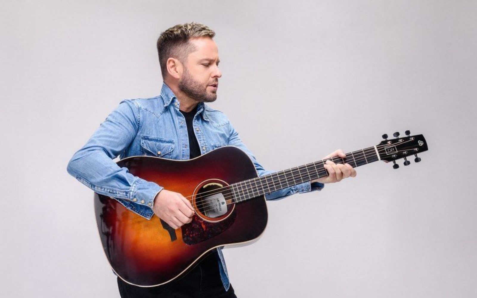 Derek Ryan Live In Concert